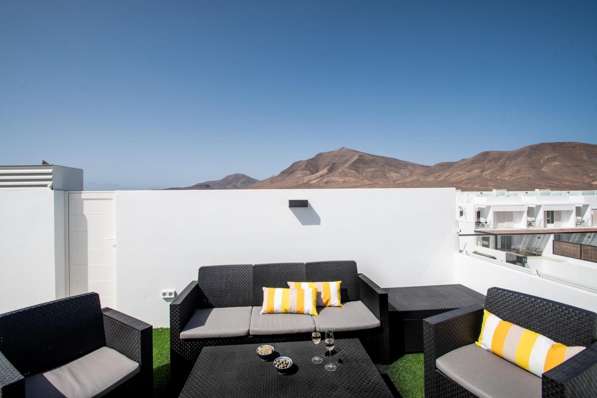 Serena Villa 38 - Heated Pool, Sea Views, Ac, High Speed Internet Playa Blanca  Eksteriør billede