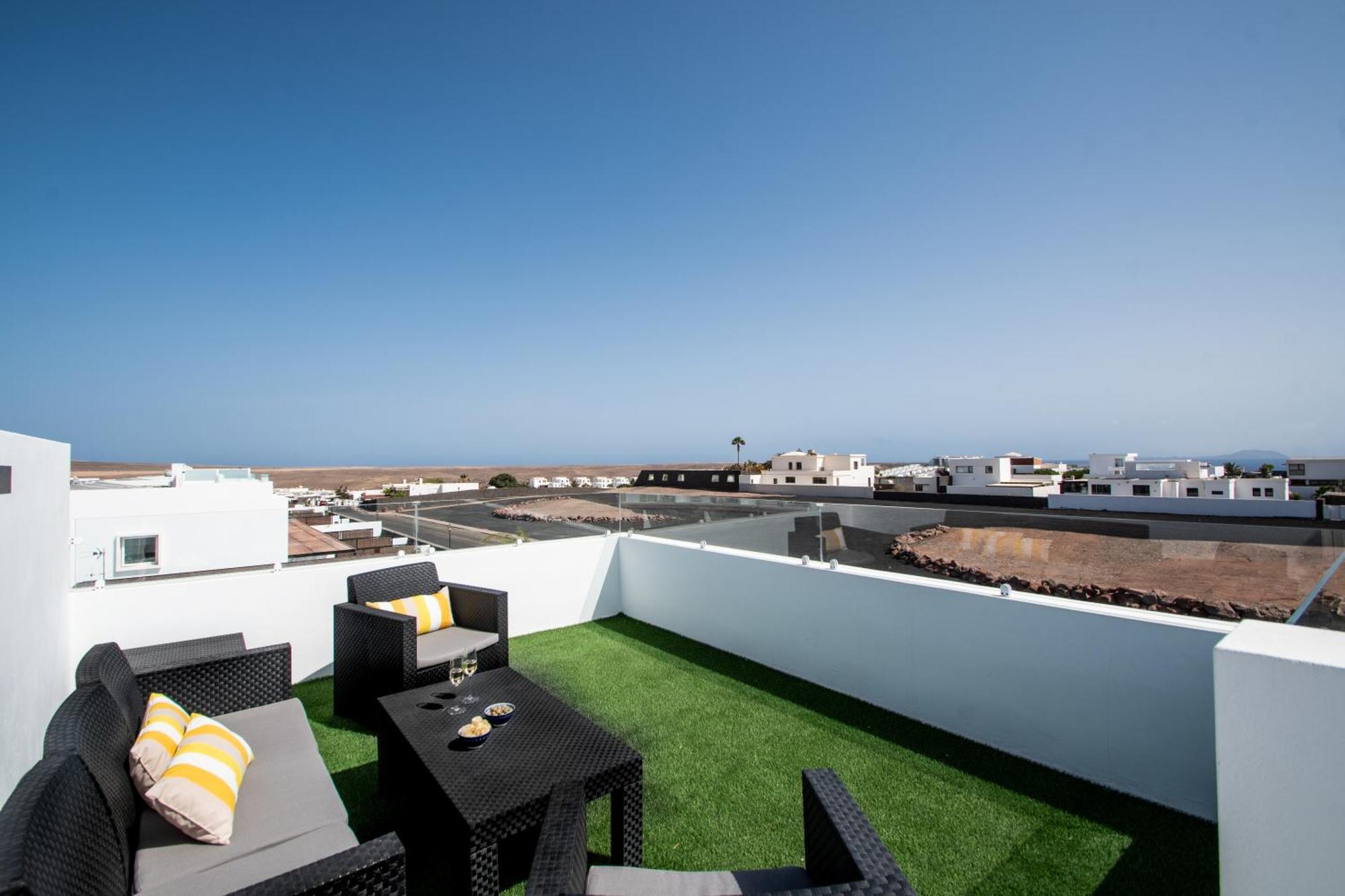 Serena Villa 38 - Heated Pool, Sea Views, Ac, High Speed Internet Playa Blanca  Eksteriør billede