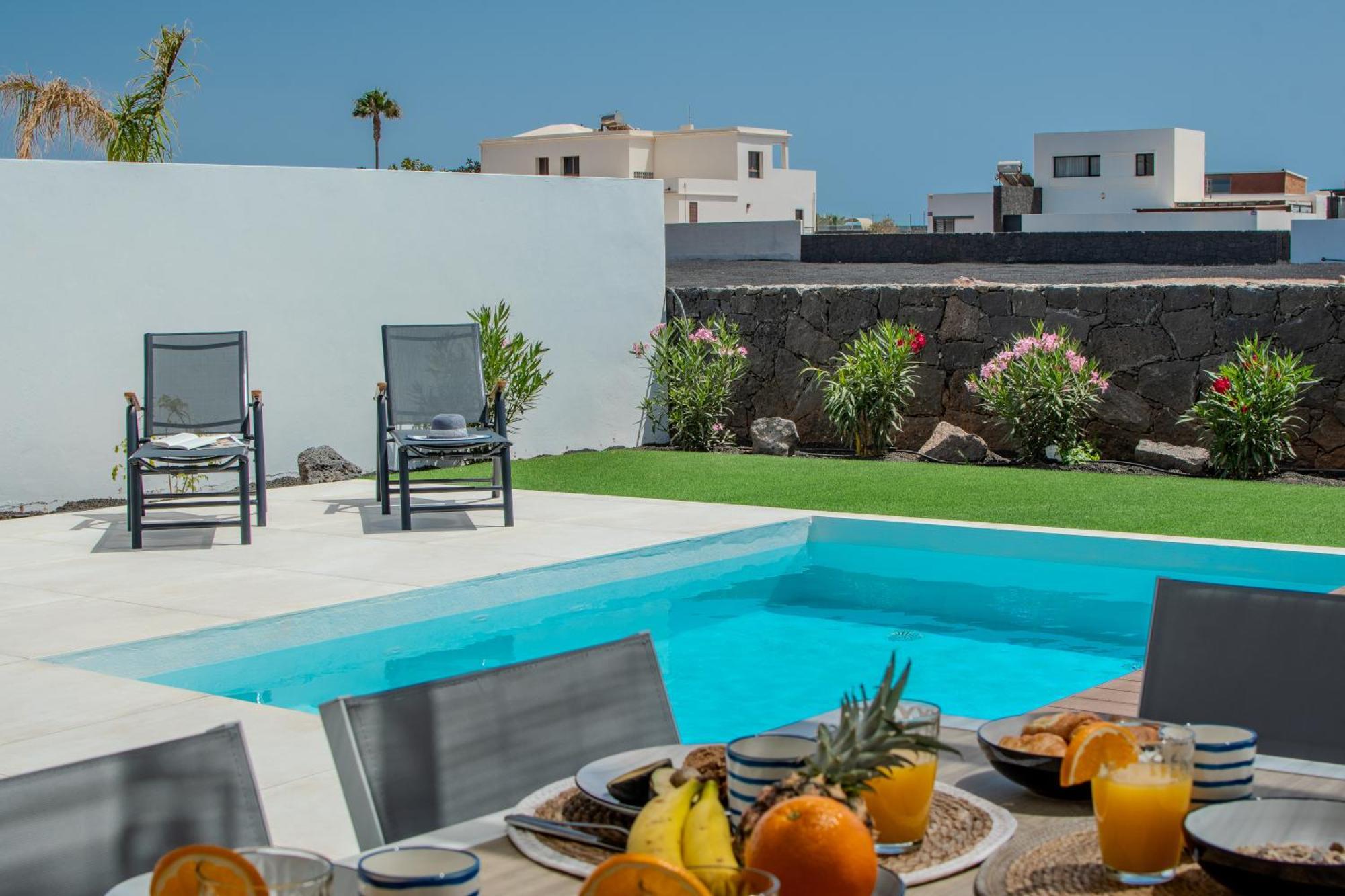 Serena Villa 38 - Heated Pool, Sea Views, Ac, High Speed Internet Playa Blanca  Eksteriør billede