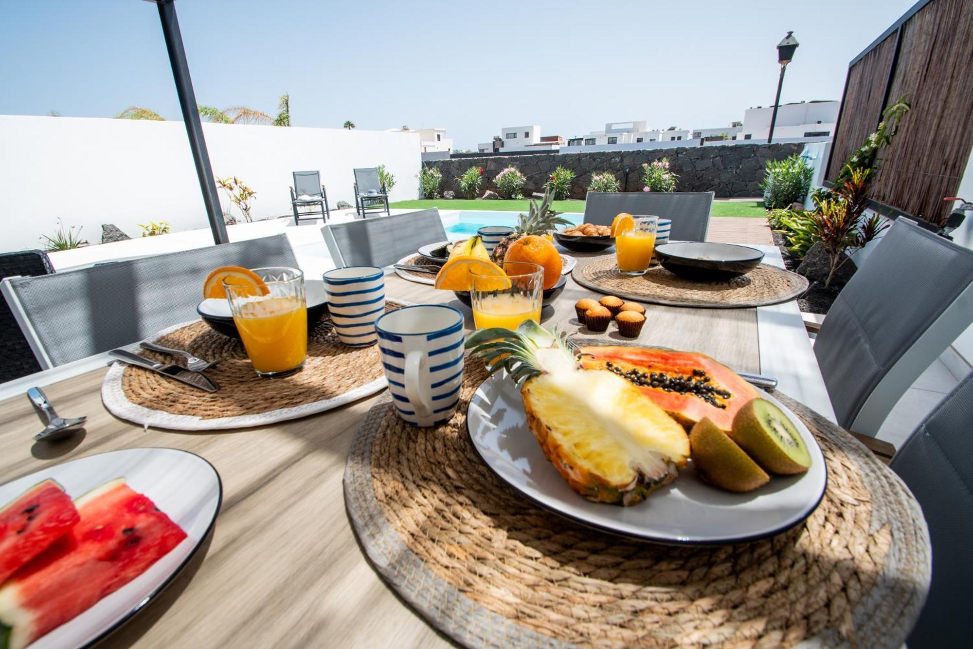 Serena Villa 38 - Heated Pool, Sea Views, Ac, High Speed Internet Playa Blanca  Eksteriør billede